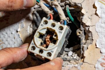 Betriebssicherheit der Elektrik: Welche Pflichten Vermieter trotz Bestandsschutz haben