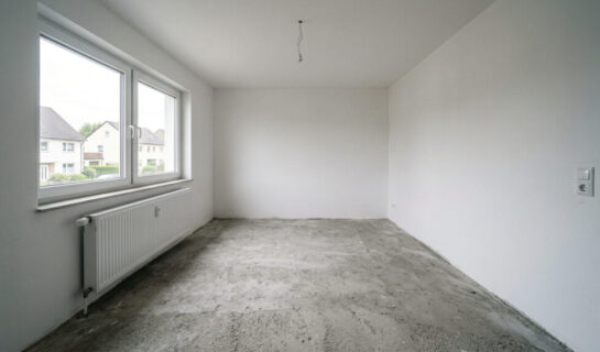 Pflicht zum Bodenbelag bei Sozialwohnungen: Müssen Vermieter den Boden stellen?